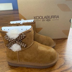 NWT Koolaburra by UGG size 9